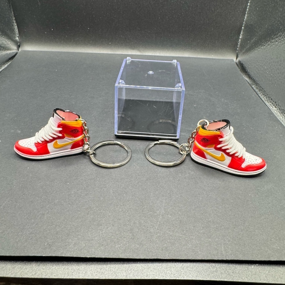 NWT Red and White Sneaker Keychains With Case- Will fit Labubus - Picture 4 of 4